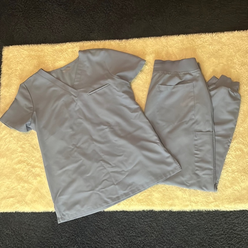 Periwinkle Mandala Scrub Bottom